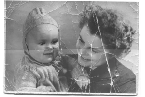 Fix Tears & Scratches in Old Photos - Before