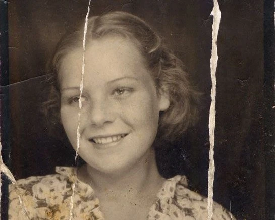 Share Restored Old Photos While You Can - Before